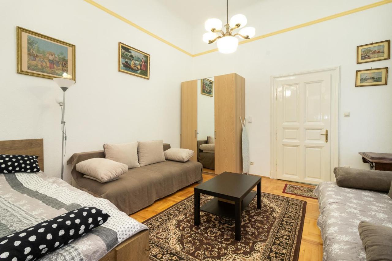 Rákóczi Apartman Budapeste Exterior foto