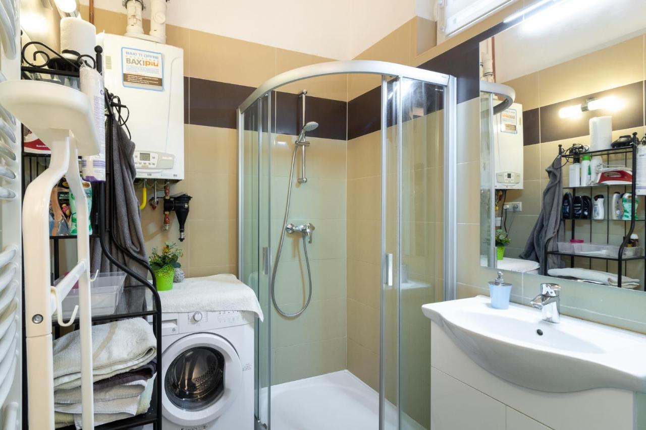 Rákóczi Apartman Budapeste Exterior foto